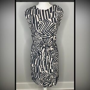 LOFT Black and Cream Geometric Dress w/tie and cap sleeves-size Medium